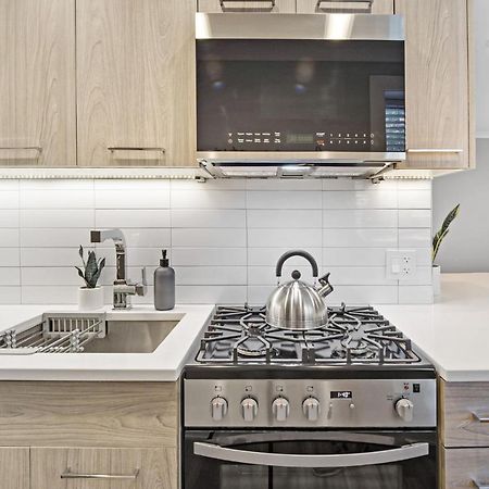 Sophisticated Studio Apartment With Modern Kitchen - Oakdale Od2 Rep Чикаго Екстер'єр фото