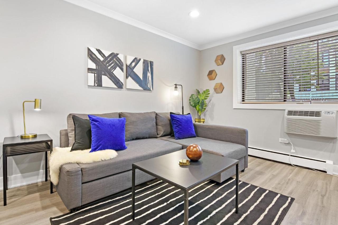 Sophisticated Studio Apartment With Modern Kitchen - Oakdale Od2 Rep Чикаго Екстер'єр фото